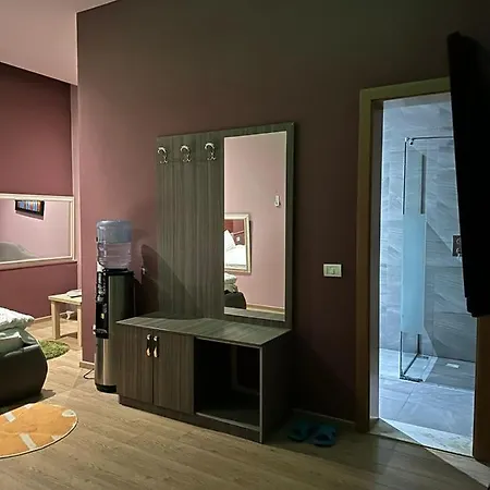 Hotel Gjuta 4*