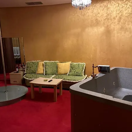 فندق Gjuta Farke e Madhe