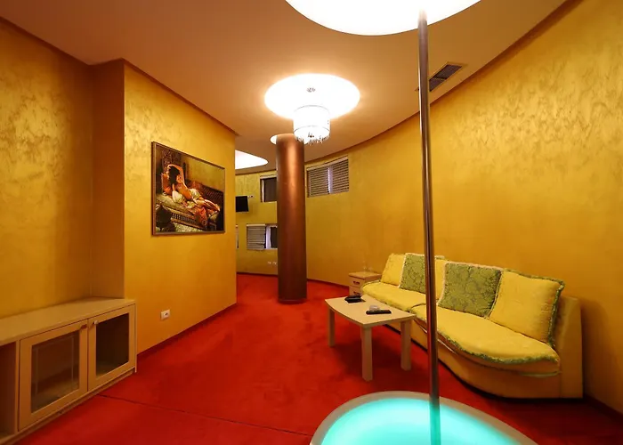 酒店 Gjuta Farke e Madhe