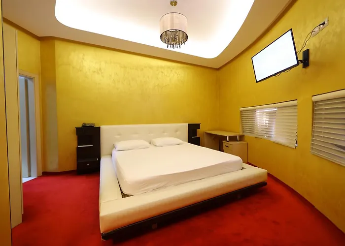 Gjuta 酒店 Farke e Madhe